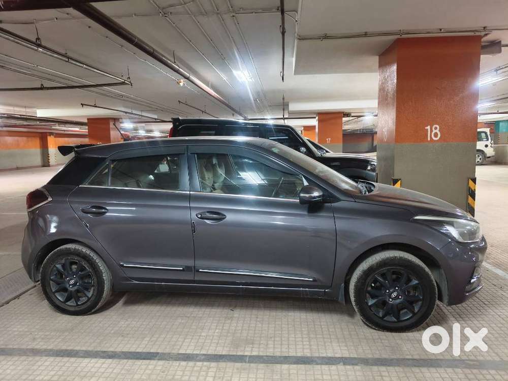 Elite I20 Star Dust Colour.