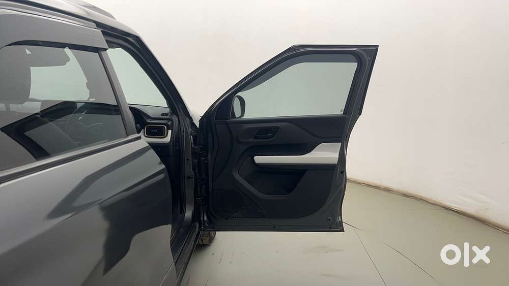 Tata Punch Accomplished Amt Sunroof, 2024, Petrol