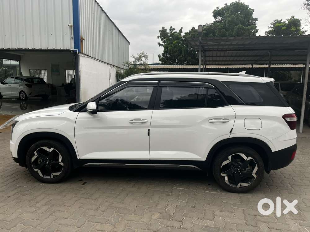 Hyundai Alcazar 1.5 Platinum Diesel Mt 7 Str, 2024, Diesel