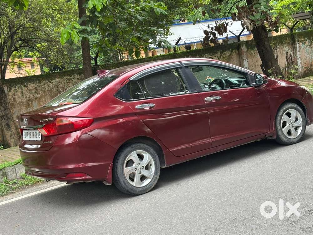 Honda City Diesel With Sunroof And Push Button Start
