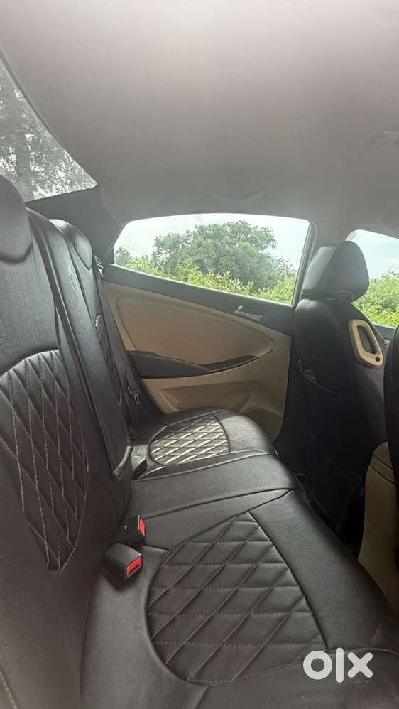 Hyundai Verna 2016