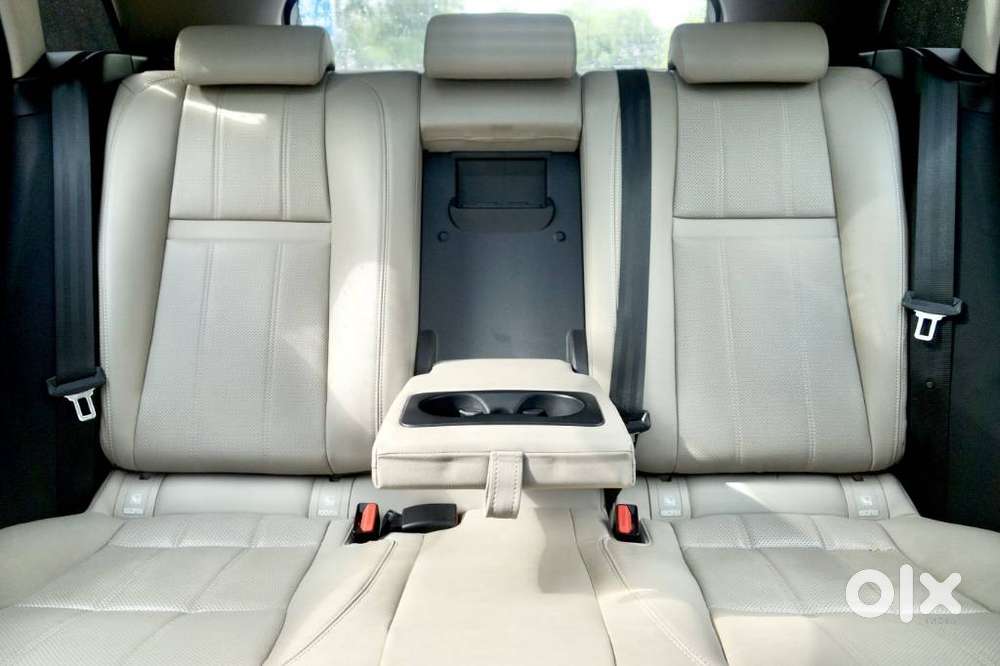Land Rover Range Velar R-dynamic S Petrol, 2023, Petrol