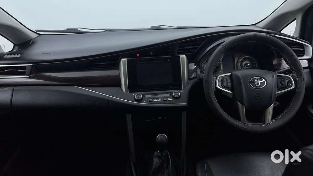 Toyota Innova Crysta [2020-ongoing] 2.4 Zx 7 Str, 2016, Diesel