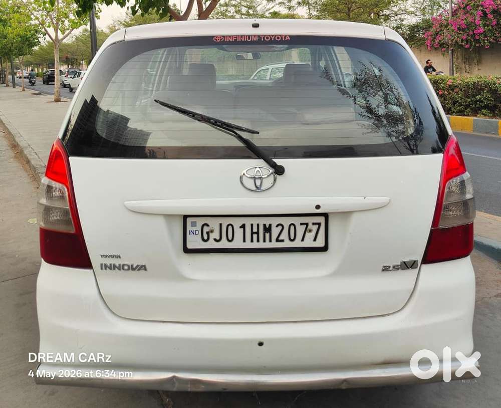 Toyota Innova 2009-2011 2.0 G4 Petrol 8-seater, 2007, Petrol