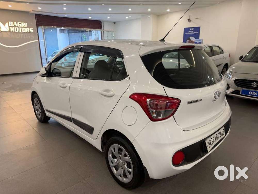 Hyundai Grand I10 Magna O At Petrol, 2017, Petrol