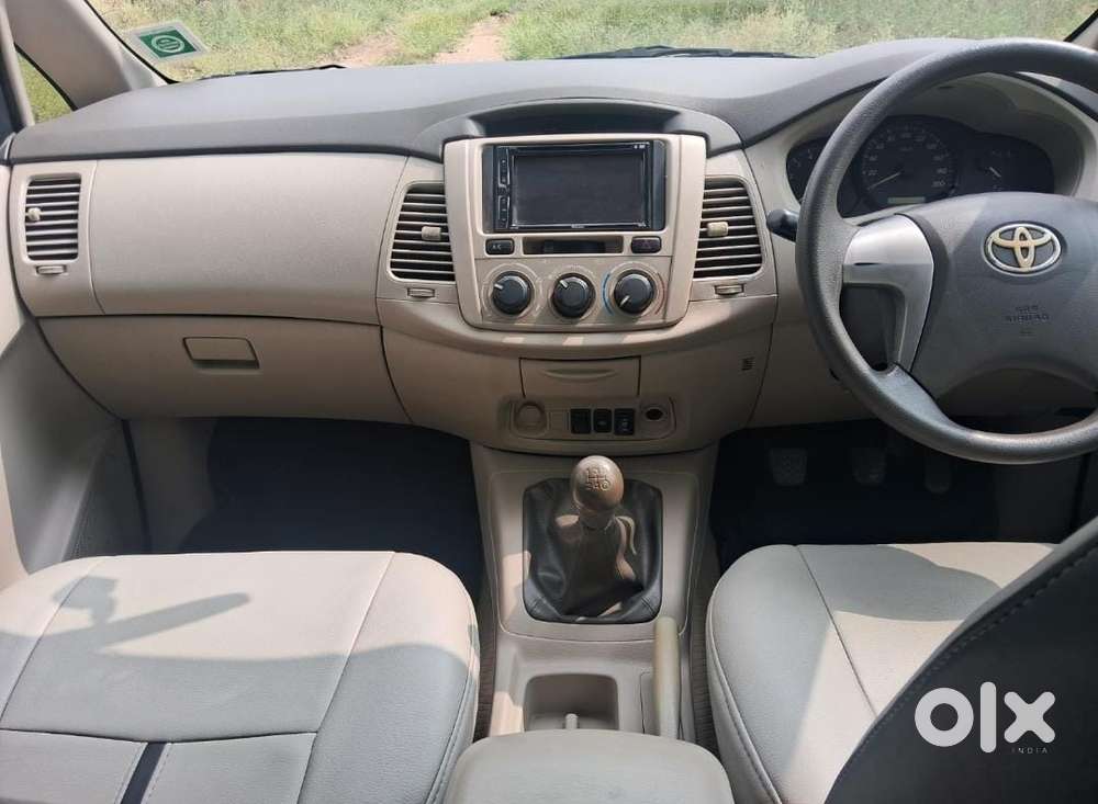 Toyota Innova 2.5 Gx 8 Str Bs-iii, 2012, Diesel