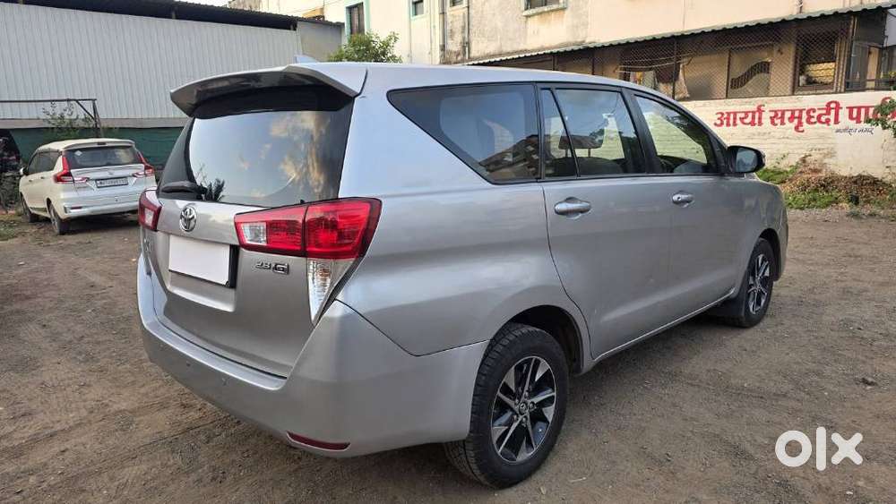 Toyota Innova Crysta 2.8 Gx At, 2016, Diesel