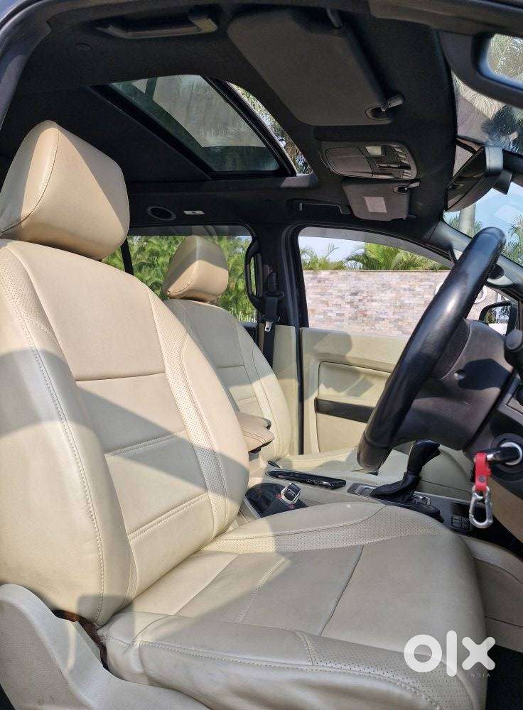 Ford Endeavour 3.2 Titanium At 4x4, 2016, Diesel