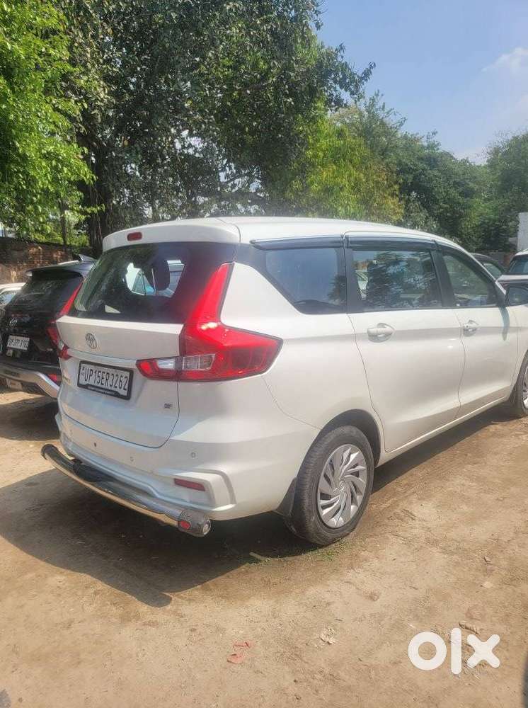 Toyota Rumion S Cng Manual Dual Tone, 2024, Cng & Hybrids