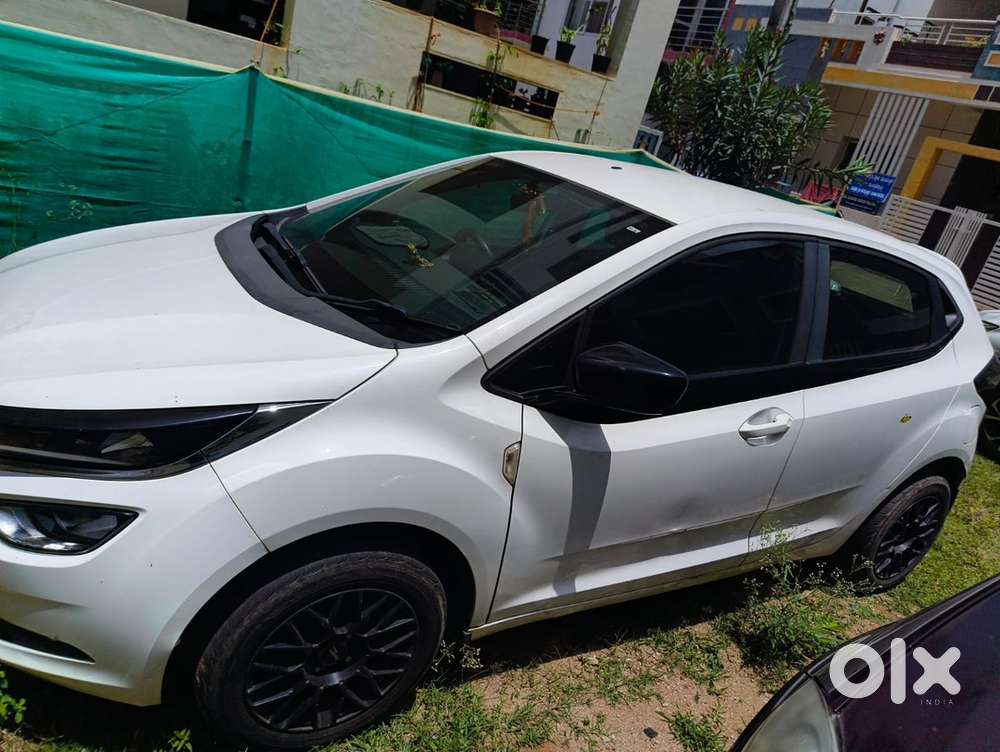 Tata Altroz 2021 Petrol Well Maintained