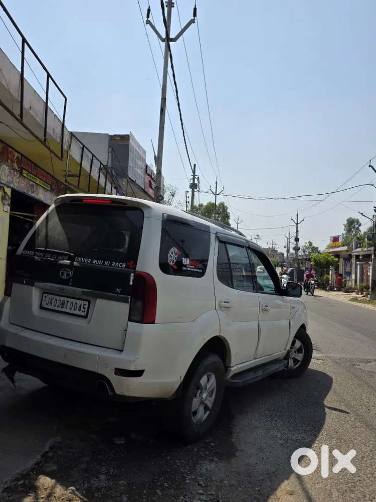 Tata Safari Strome Varicor 400 With 6 Gear Transmission Top Condition