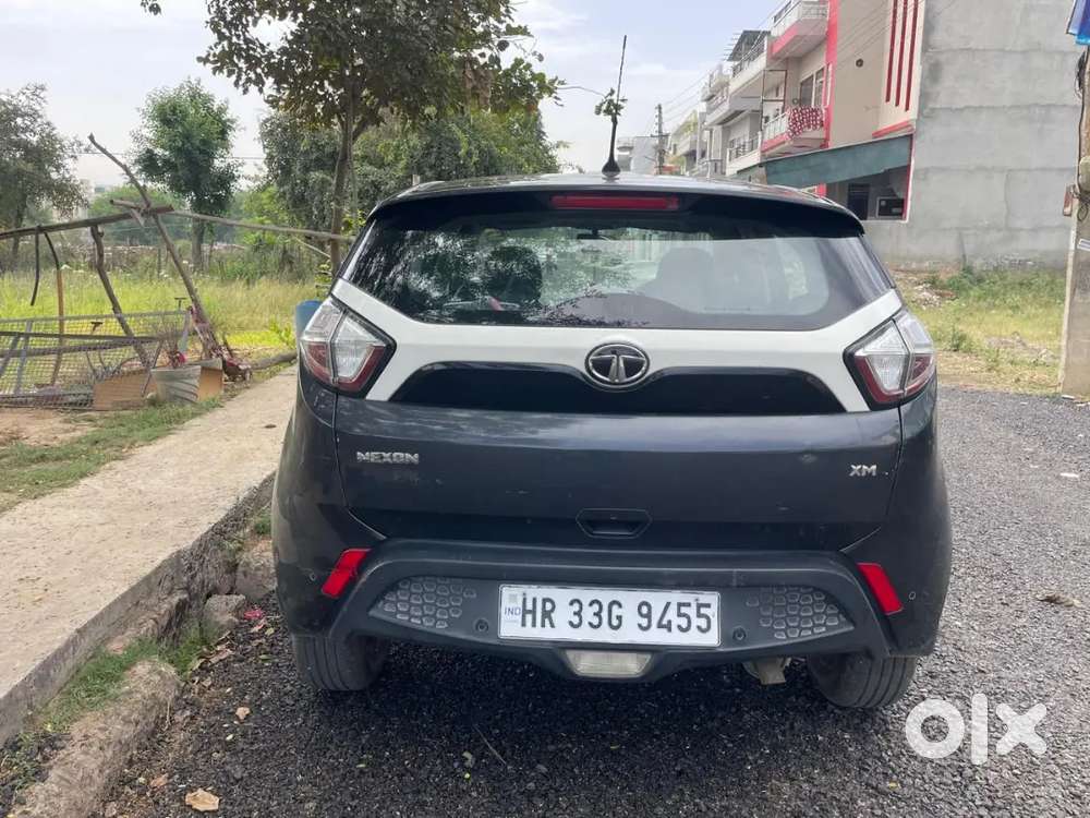 Tata Nexon 2019 Diesel 110000 Km Driven
