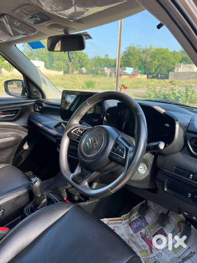 Maruti Suzuki Swift Lxi Optional-o, 2025, Petrol