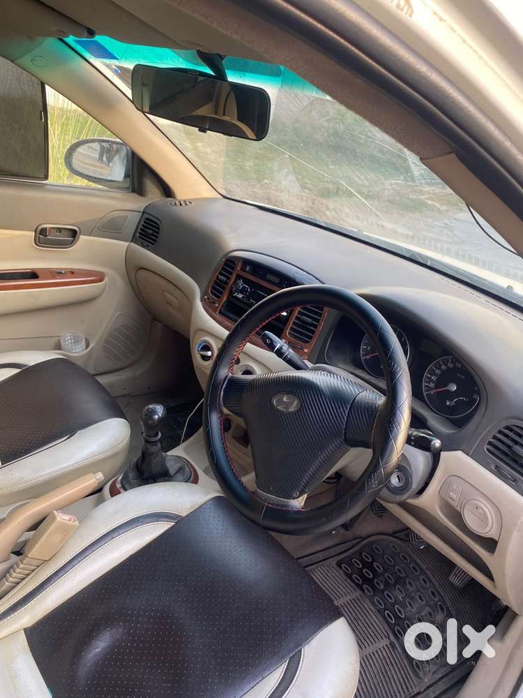 Hyundai Verna 1.6 Manual 2010