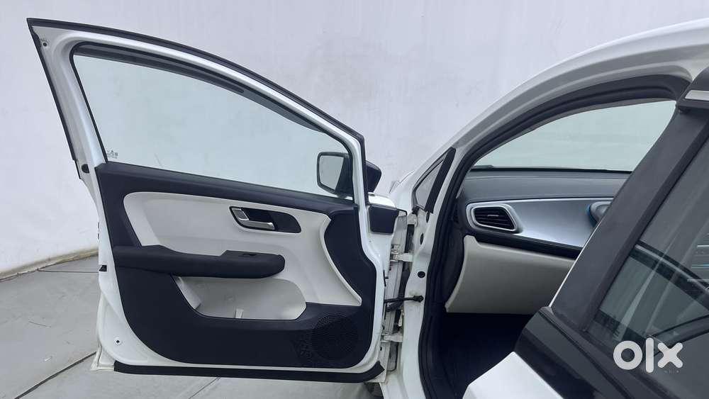 Tata Altroz 1.5 Xz Plus Diesel, 2023, Diesel