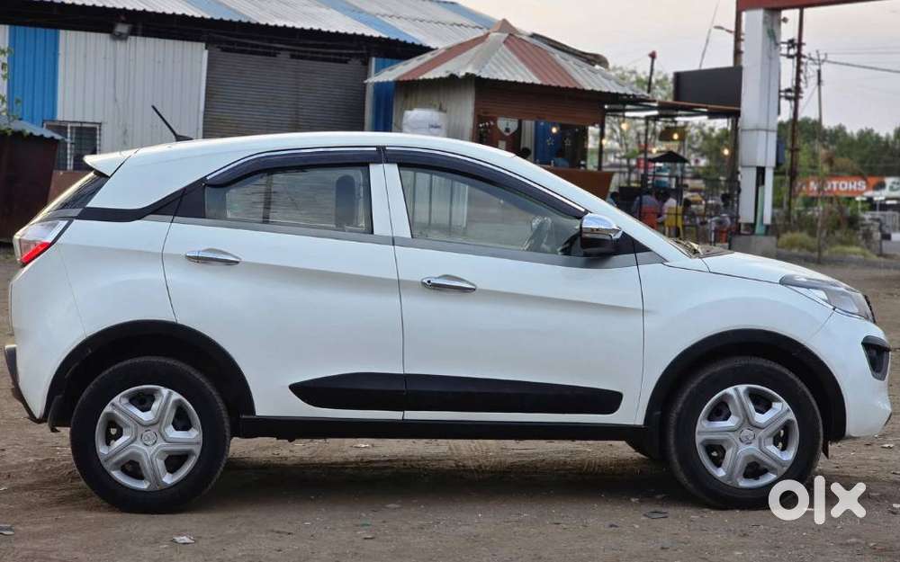 Tata Nexon 1.5 Revotorq Xm, 2017, Diesel