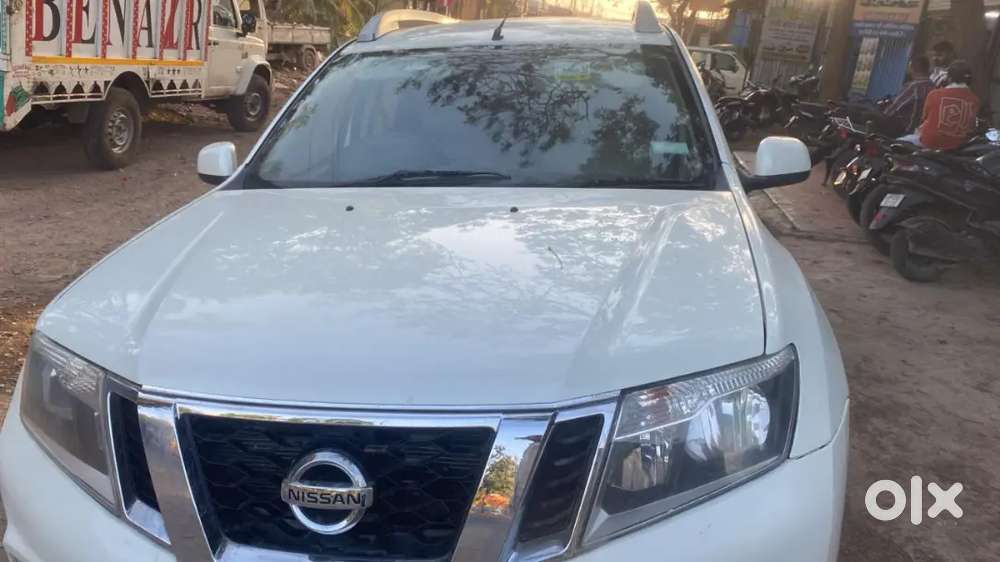 Car Nissan Tarreno