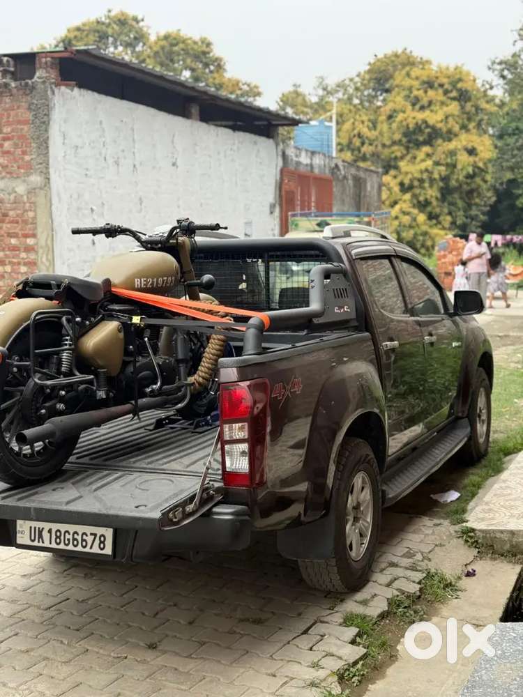 2018 Isuzu D-max V-cross 4x4 Mt  2.5l Diesel  Top Condition