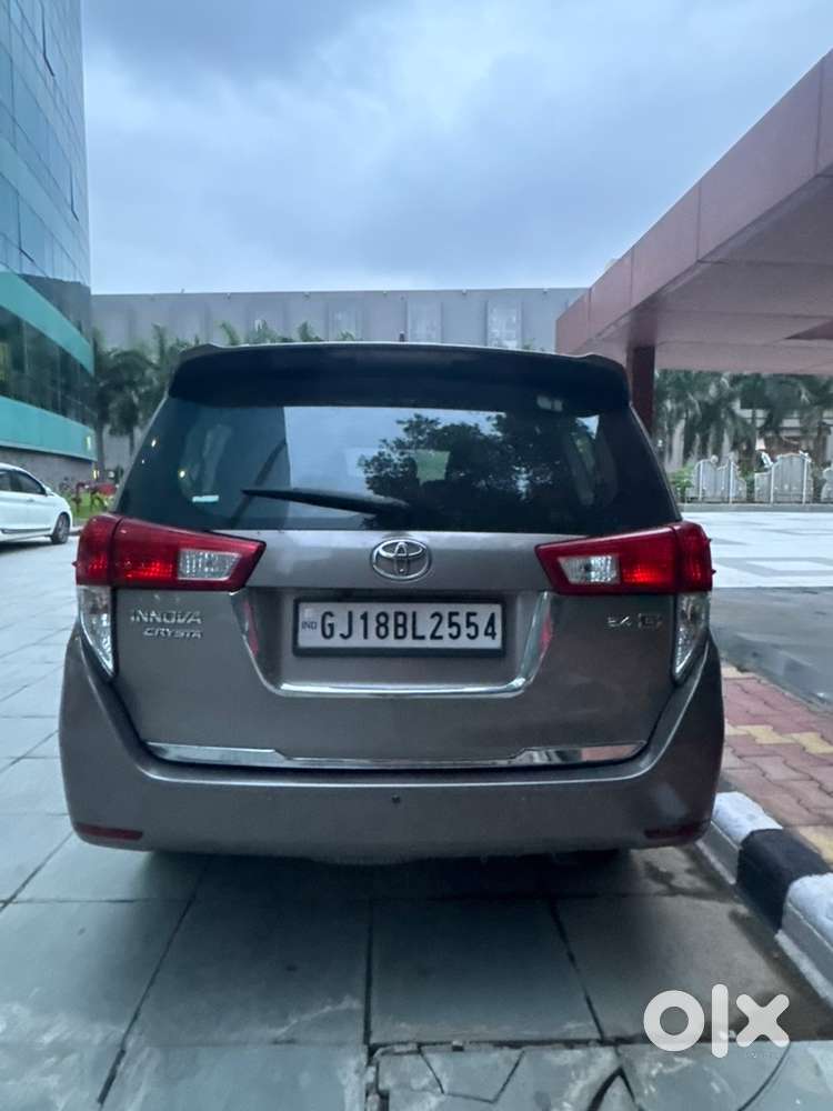 Toyota Innova Crysta 2019 Manual