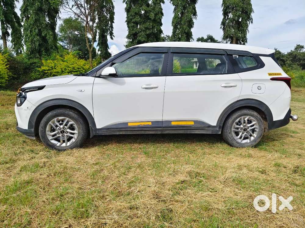 Kia Carens 2024