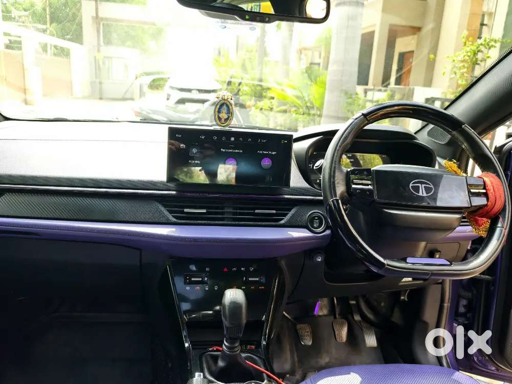 Tata Nexon Purple 2023 - Manual Petrol