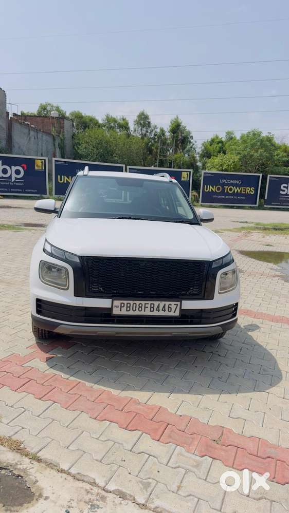 Hyundai Venue 1.2 S Plus, 2023, Petrol