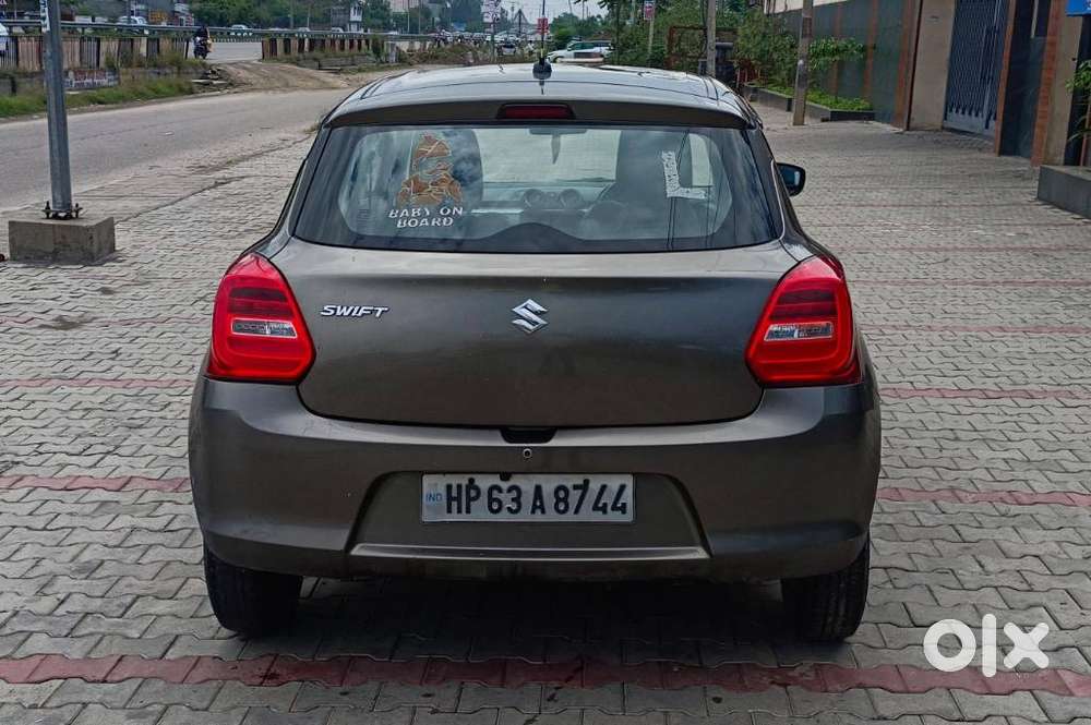Maruti Suzuki Swift Vxi + Manual, 2019, Petrol