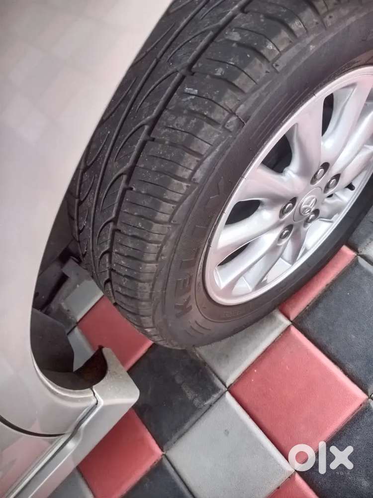 Toyota Innova 2015 Diesel Well Maintained