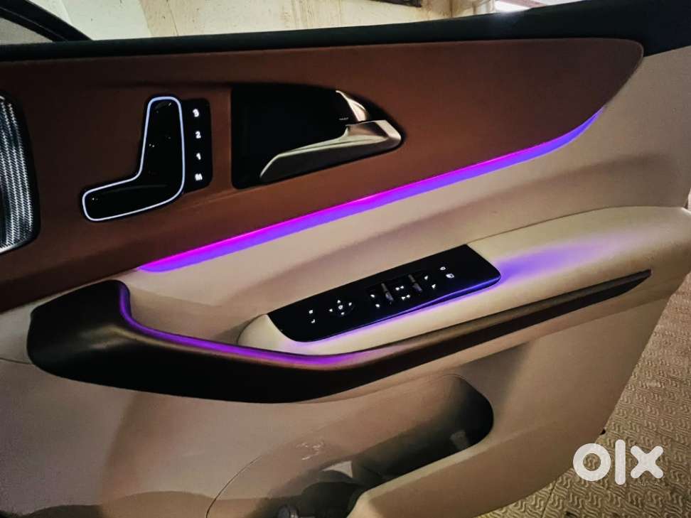 Mahindra Xuv 7xo Ax7 At, 2026, Petrol