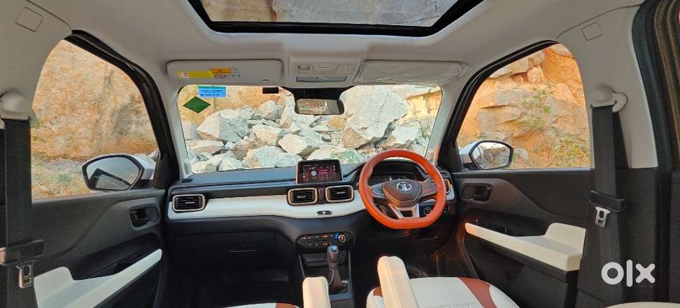 Tata Punch Accomplished Dazzle Sunroof Cng, 2023, Petrol