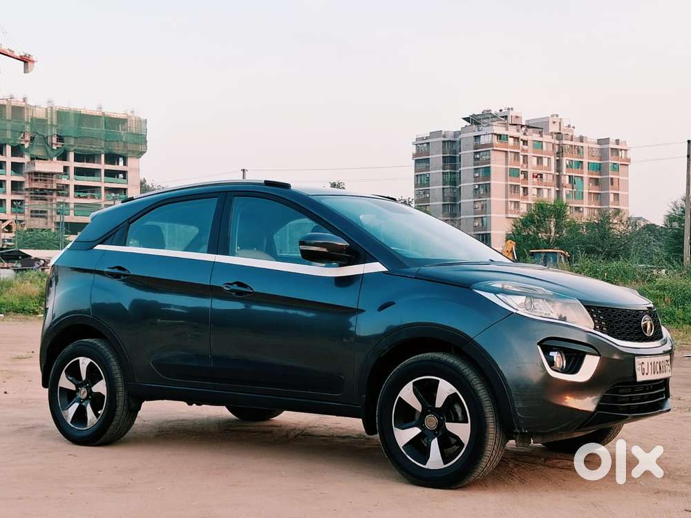 Tata Nexon 1.2 Revotron Xza Plus, 2018, Petrol