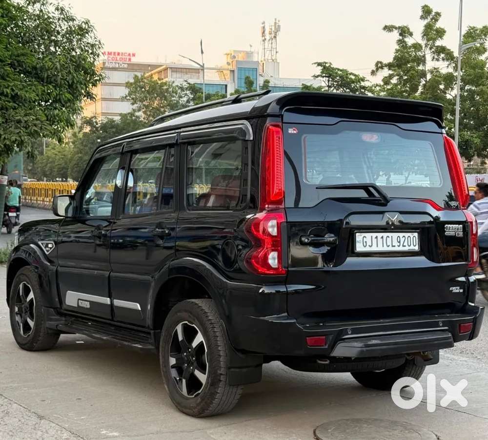 Mahindra Scorpio Classic, 2023, Diesel