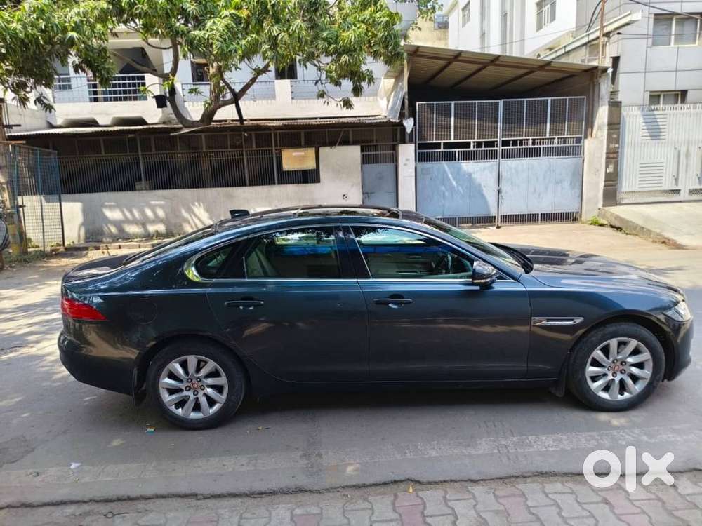 Jaguar Xf 2017 Diesel 75000 Km Driven