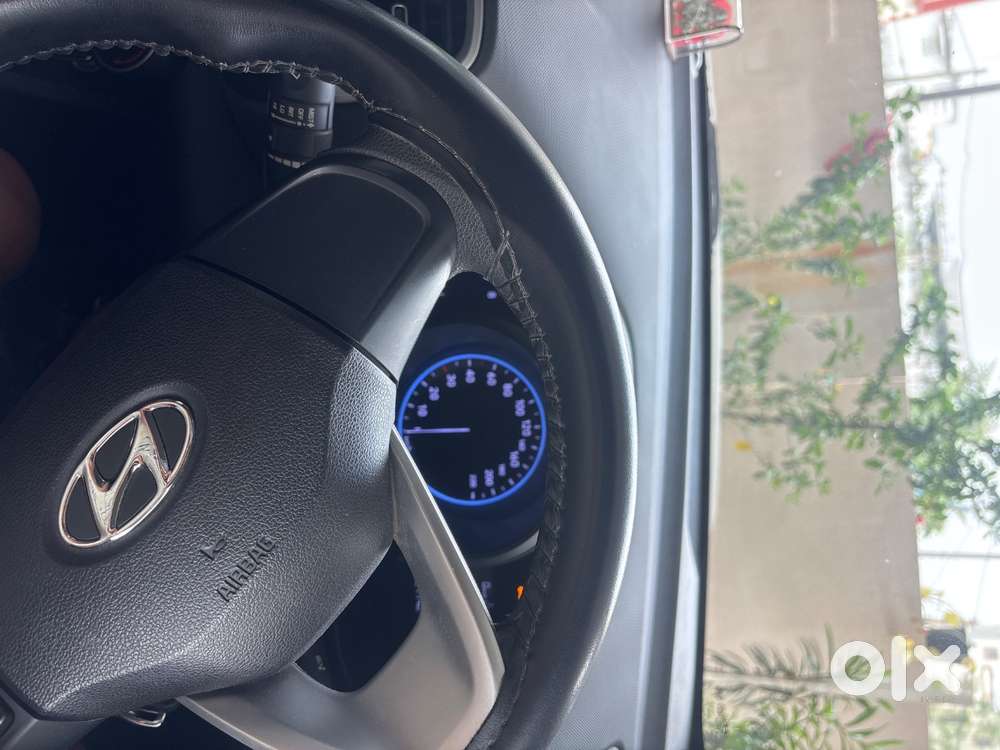 Hyundai Venue 1.2 S July 2021