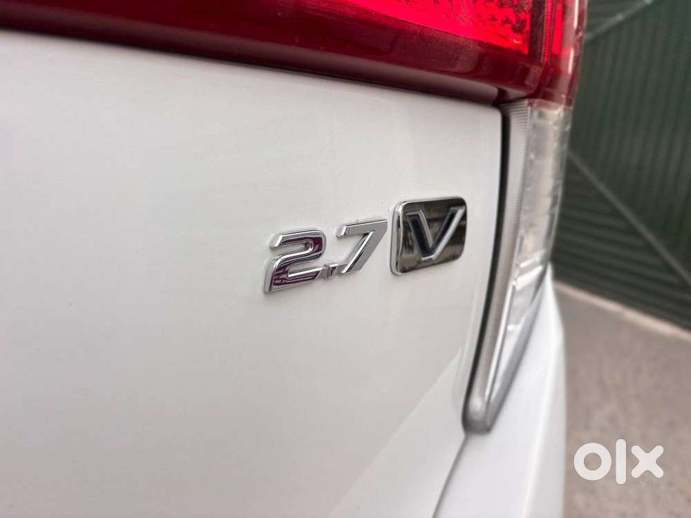 Toyota Innova Crysta, 2022, Petrol