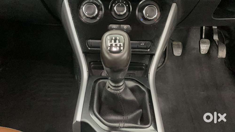 Tata Nexon 1.2 Revotron Xm (s), 2022, Petrol