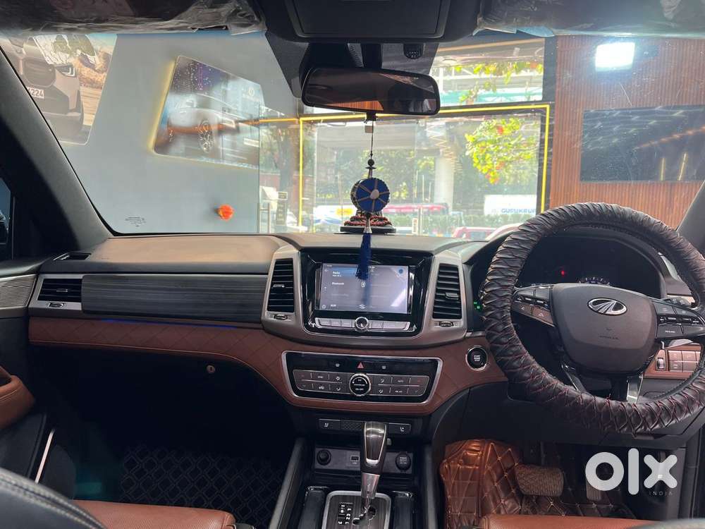 Mahindra Alturas G4, 2019