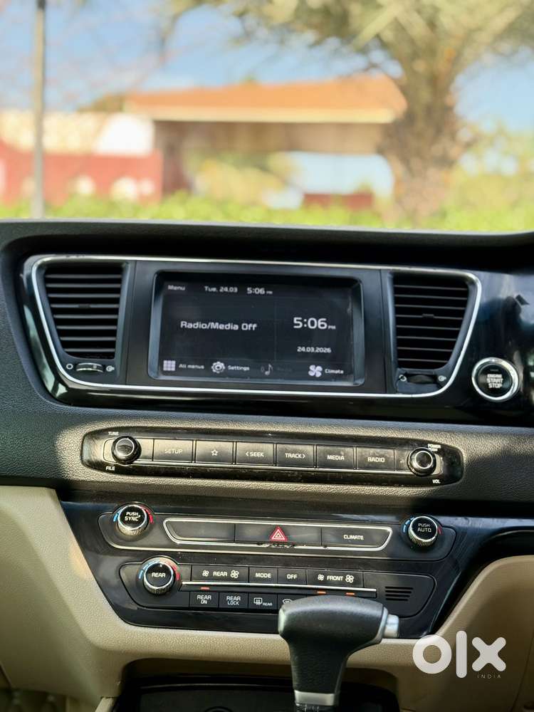 Kia Carnival Prestige, 2020, Diesel