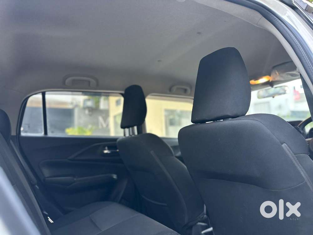 Maruti Suzuki Swift Amt Vxi, 2025, Petrol