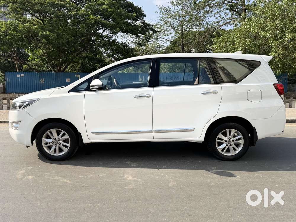 Toyota Innova Crysta 2.4 G Mt 8s, 2019, Diesel
