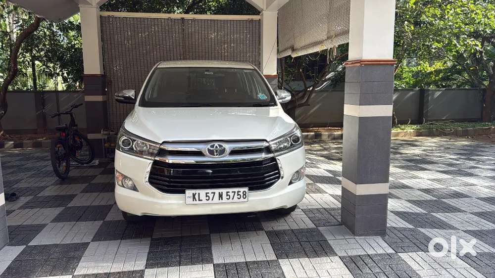 Toyota Innova Crysta Diesel 2016 Automatic