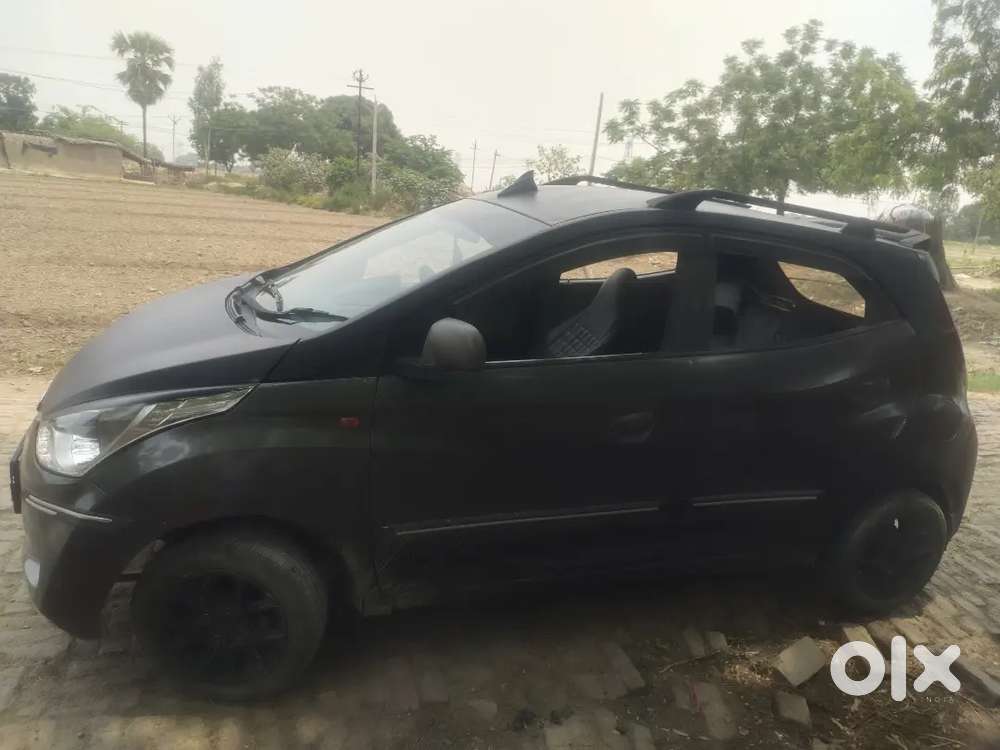 Hyundai Eon Model 2014 Km Driven
