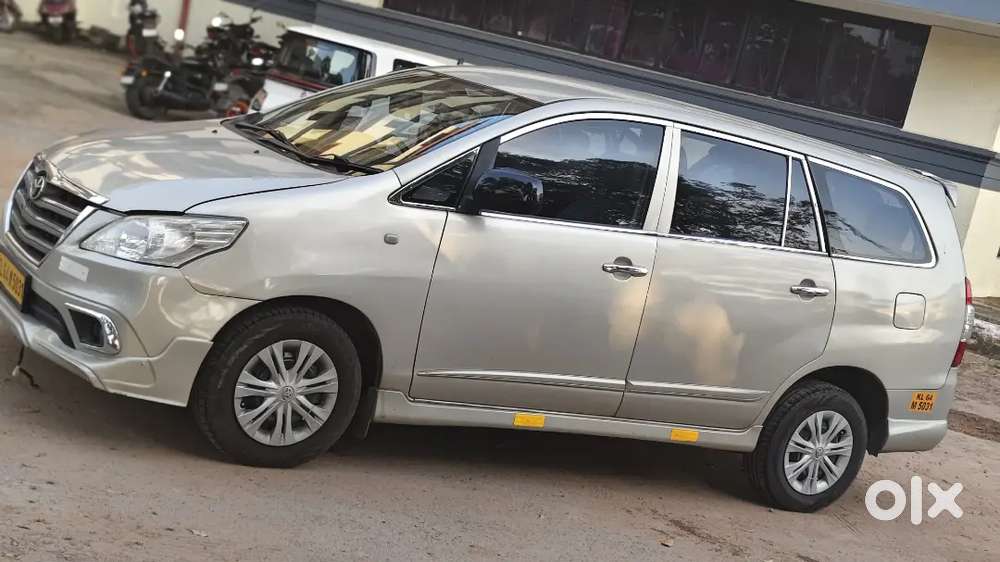 Toyota Innova 2.5 Diesel 7 2016 For Sale