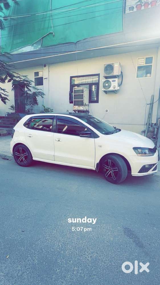 Volkswagen Polo Petrol 2013 Car
