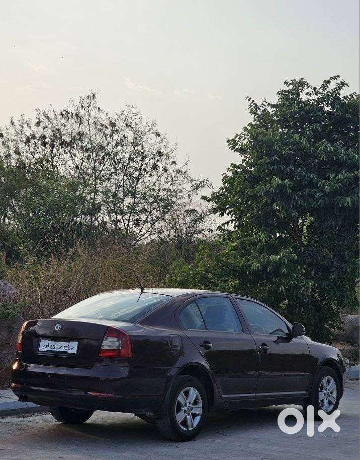 Skoda Laura 2.0 Ambition Tdi Cr, 2012, Diesel