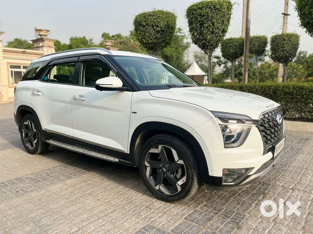 2021 Alcazar Sig(o)top -petrol At - 20,000km