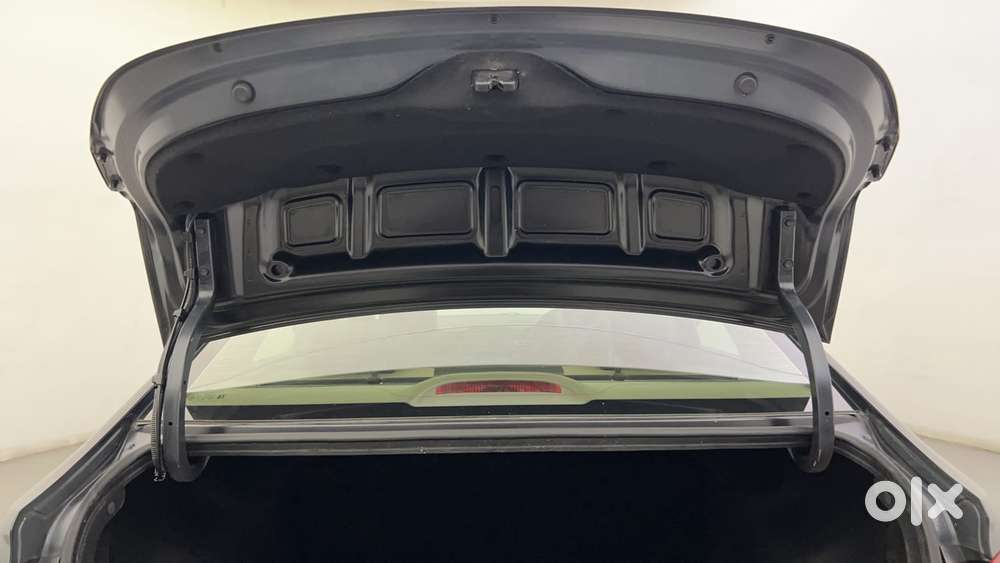 Hyundai Verna 1.5 Sx (o) Vtvt Ivt, 2021, Petrol