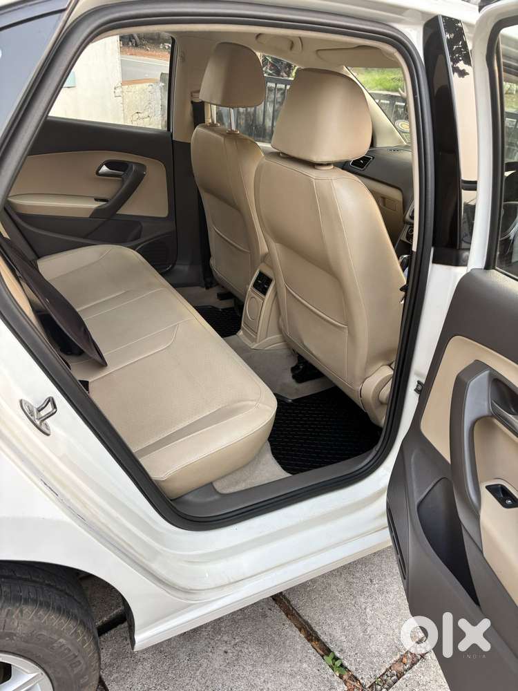 Volkswagen Vento 1.2 Tsi Highline Plus At, 2016, Petrol