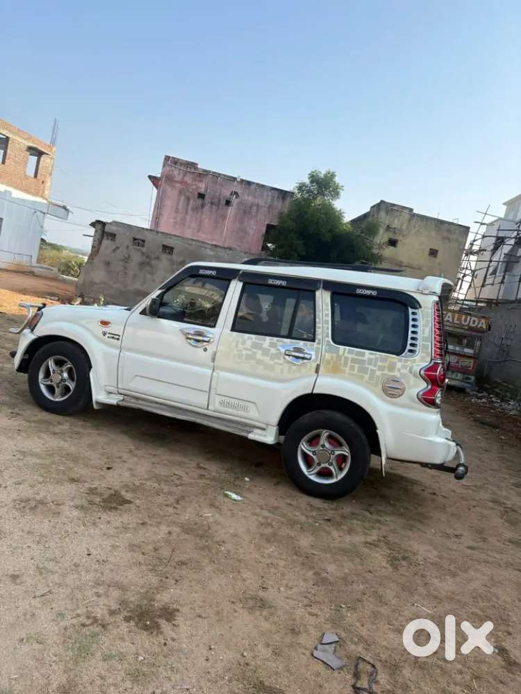 Mahindra Scorpio 2011 Diesel 250000 Km Driven Vlx 5 Year's రెన్యువల్