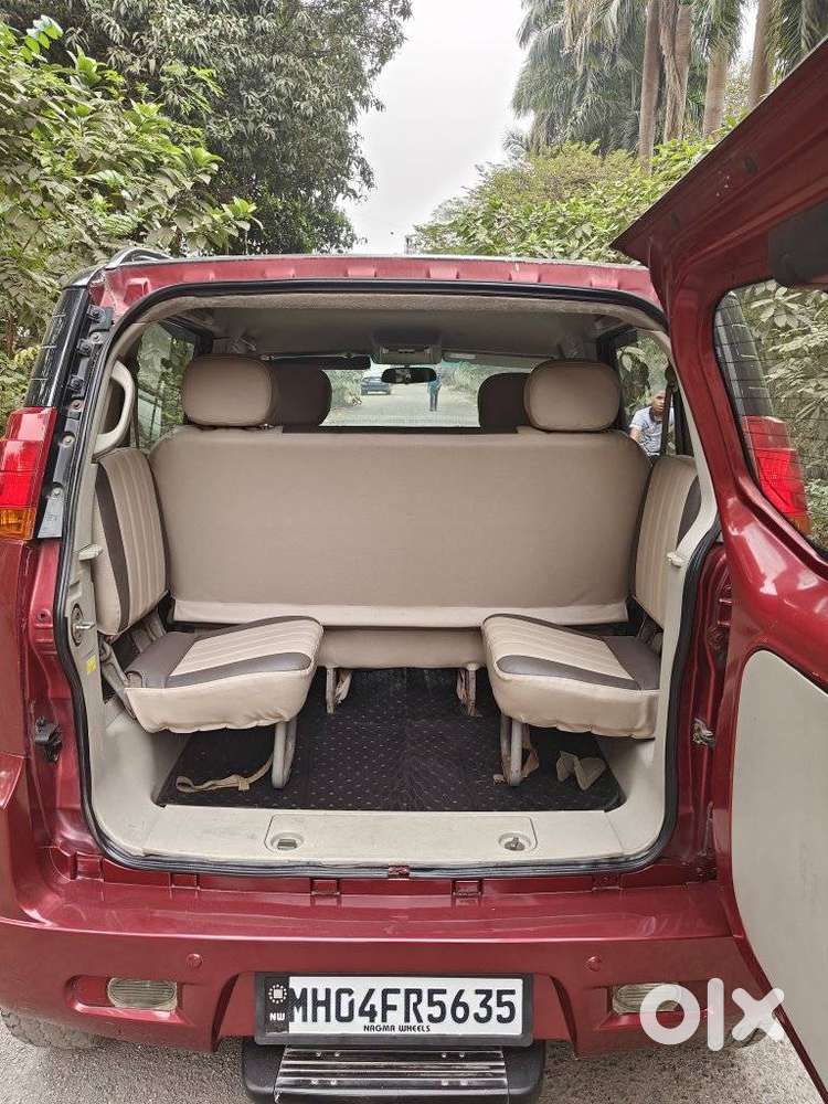 Mahindra Quanto C8, 2012